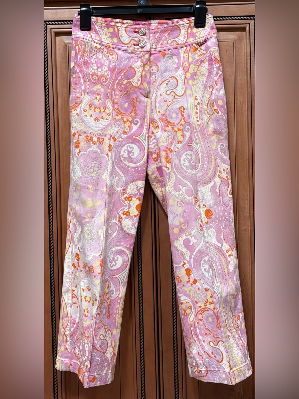St. John. Sport Marie Grey Light Denim Boho Pant. Size 2